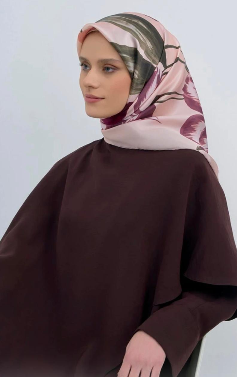 ARMİNE ÇİÇEK DESEN TİVİL İPEK EŞARP