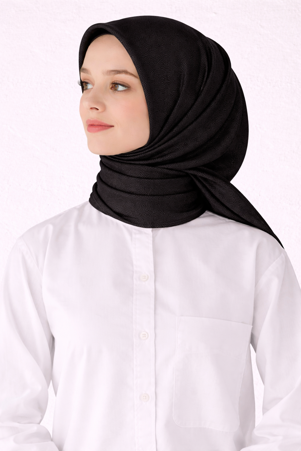 BELLİ KALPLİ DESEN İPEK EŞARP