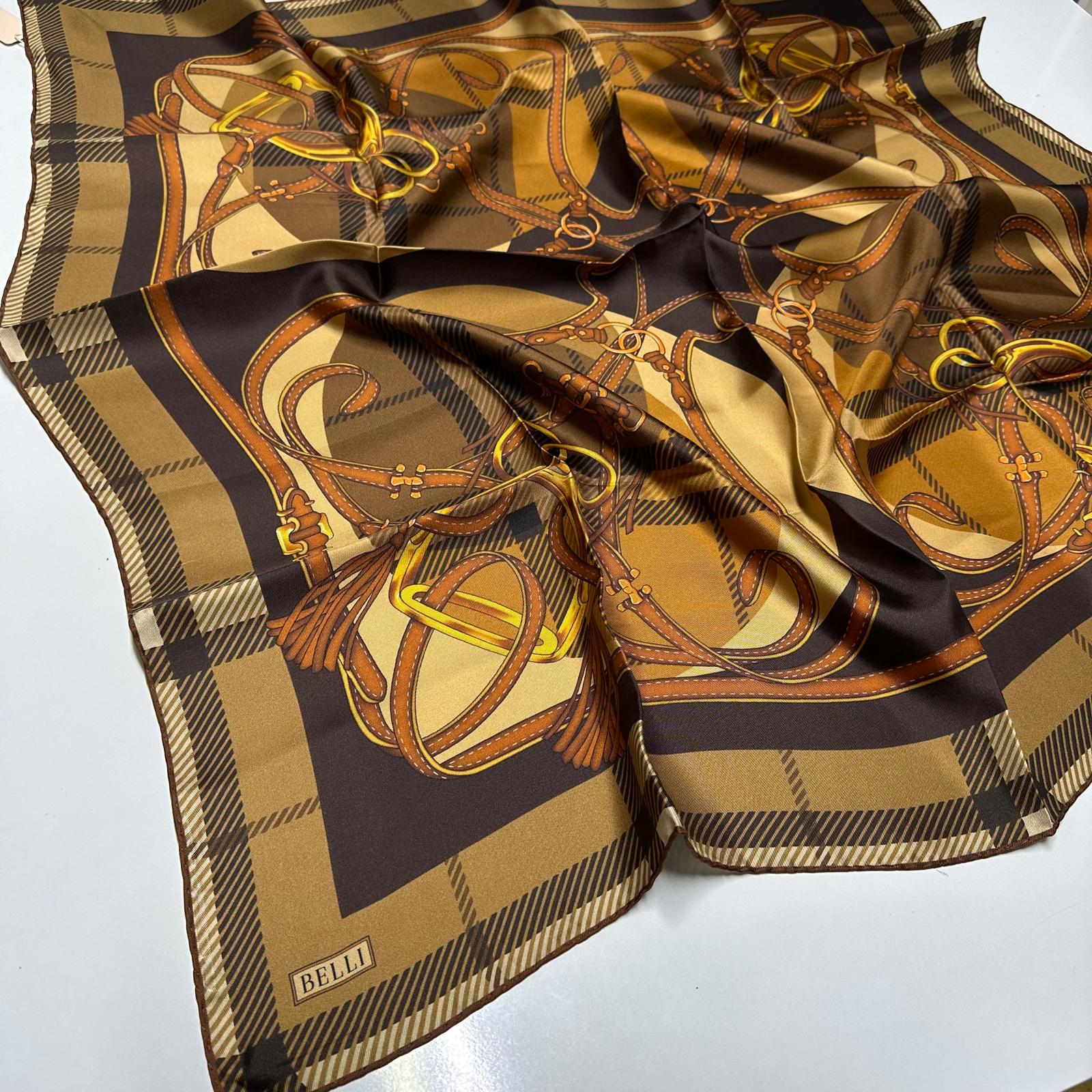 BELLİ EKOSE KEMER DESEN İPEK EŞARP