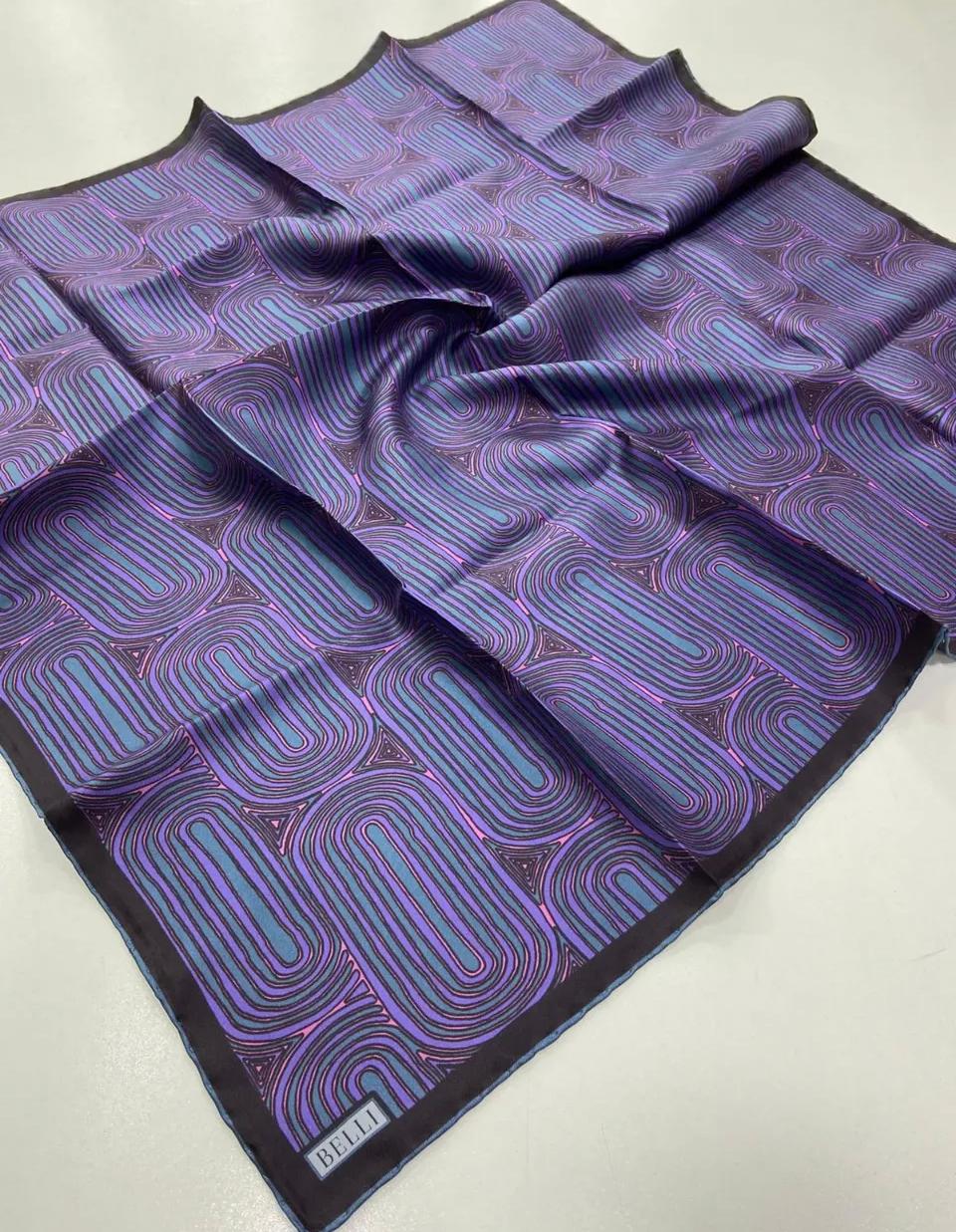 BELLİ GEOMETRİK DESEN İPEK EŞARP