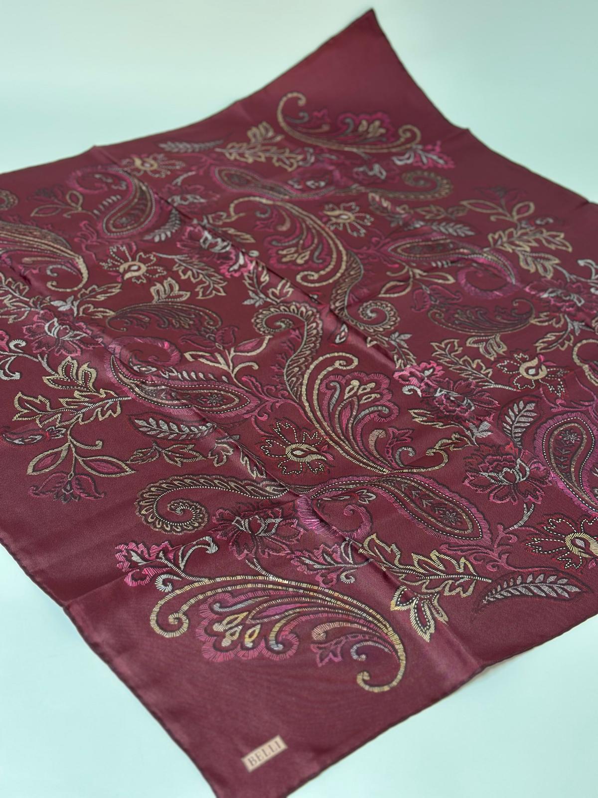 BELLİ ÇİÇEK DESEN İPEK EŞARP