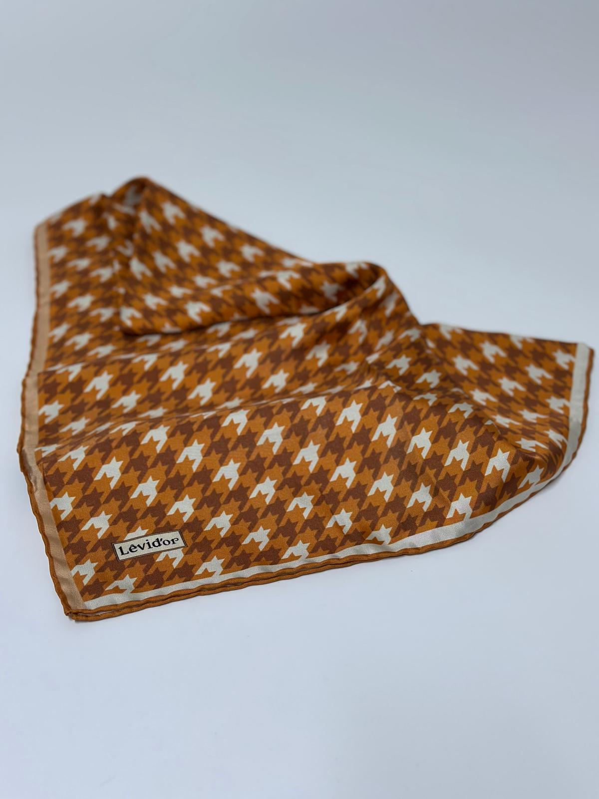 LEVİDOR KAZ AYAĞI DESEN İPEK EŞARP