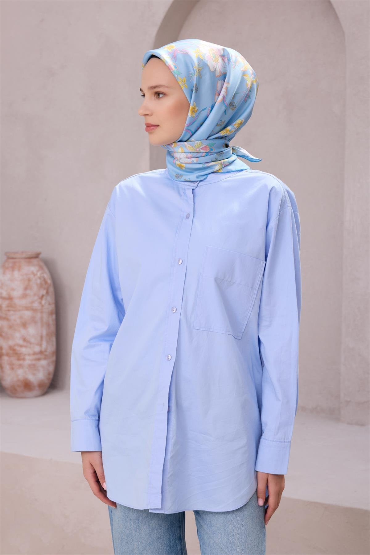 BELLİ ÇİÇEK DESEN İPEK EŞARP