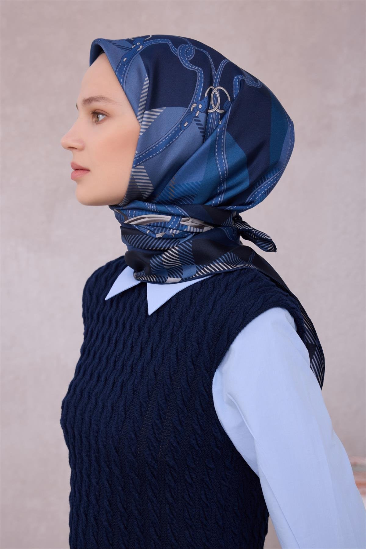 BELLİ EKOSE KEMER DESEN İPEK EŞARP