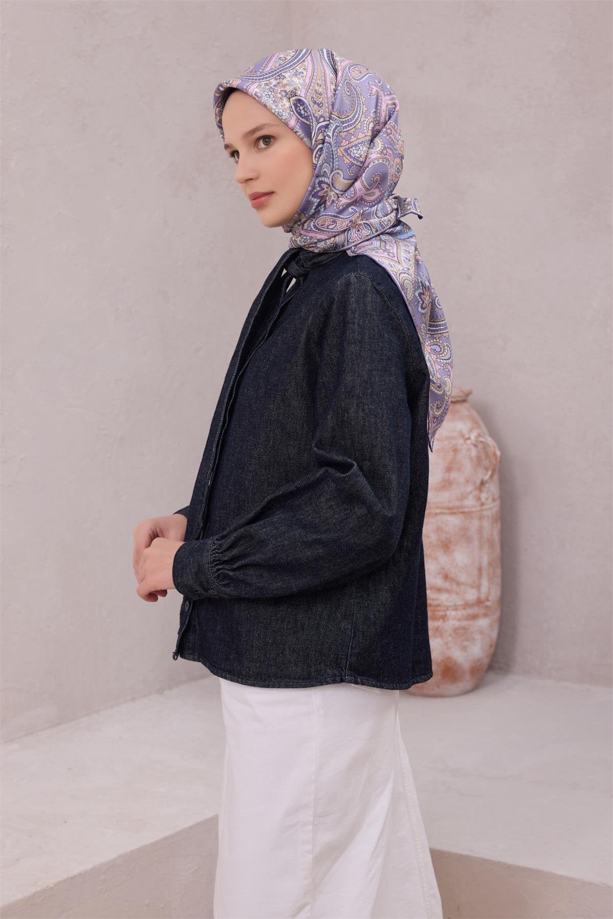 BELLİ ETNİK DESEN İPEK EŞARP