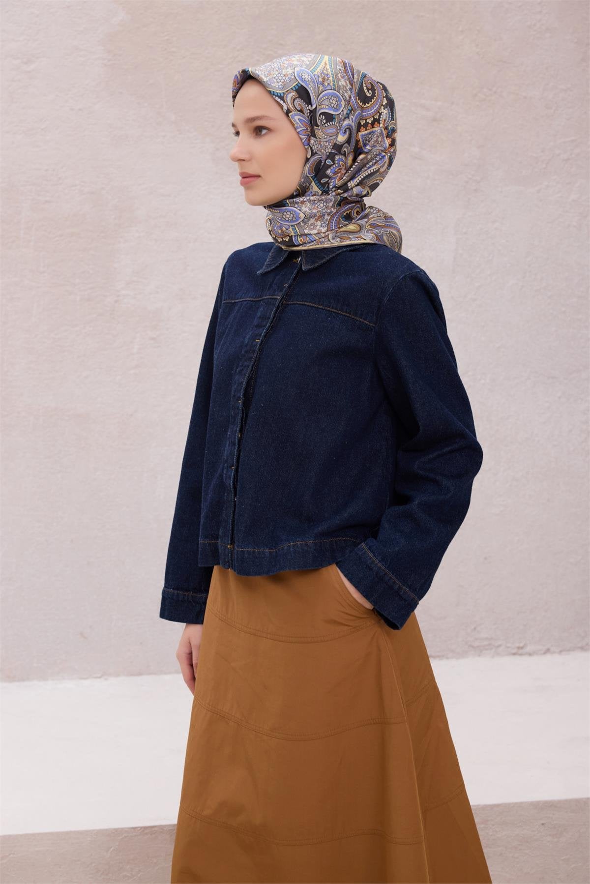 BELLİ ETNİK DESEN İPEK EŞARP