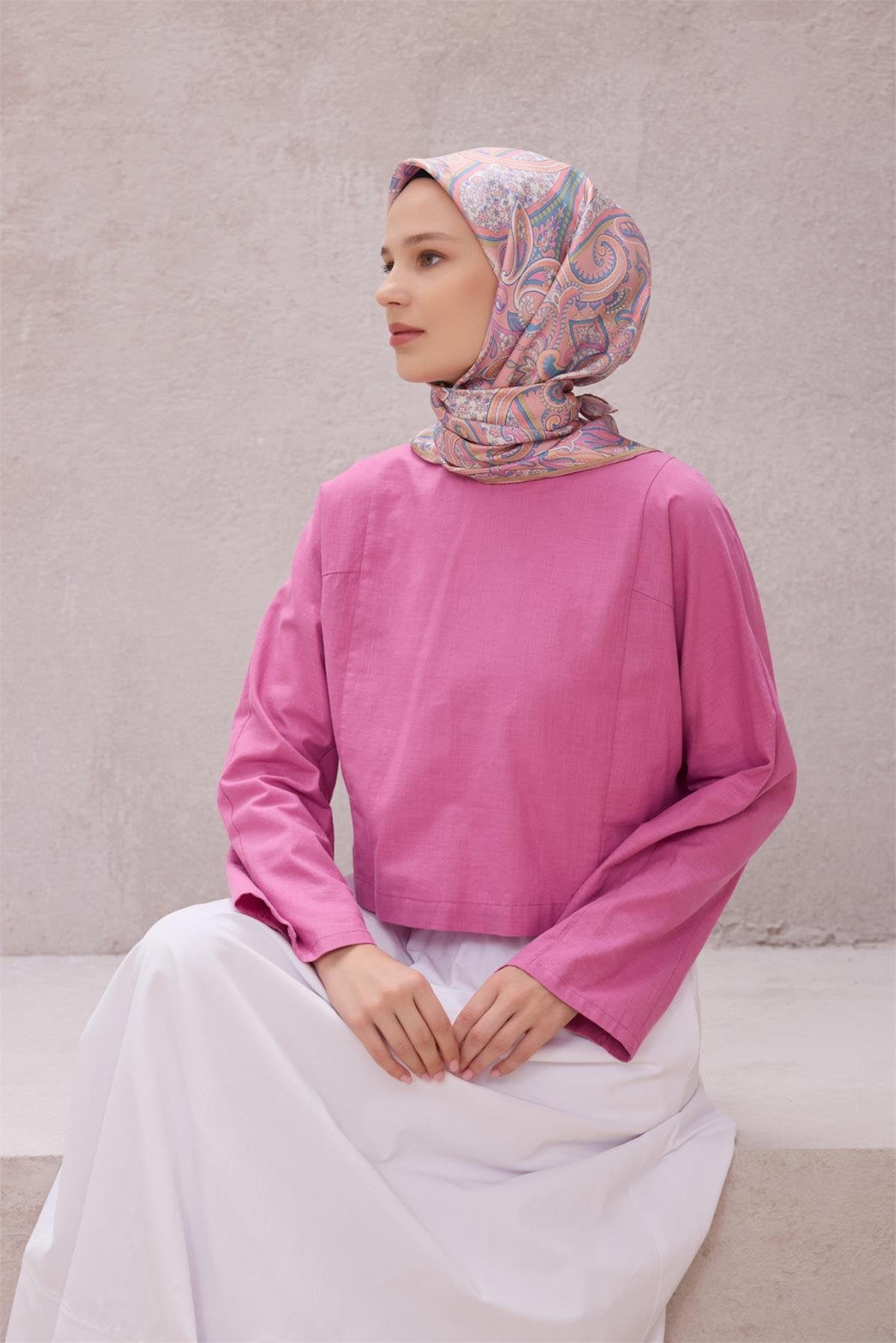 BELLİ ETNİK DESEN İPEK EŞARP