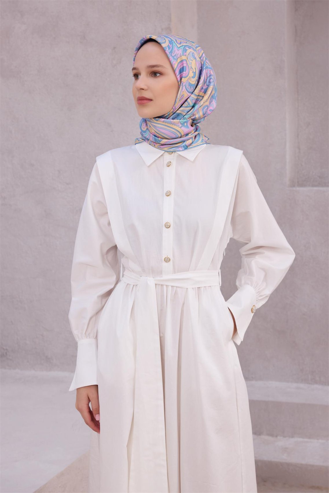 BELLİ ETNİK DESEN İPEK EŞARP