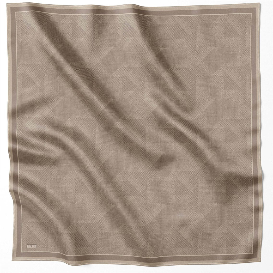 BELLİ GEOMETRİK DESEN İPEK EŞARP