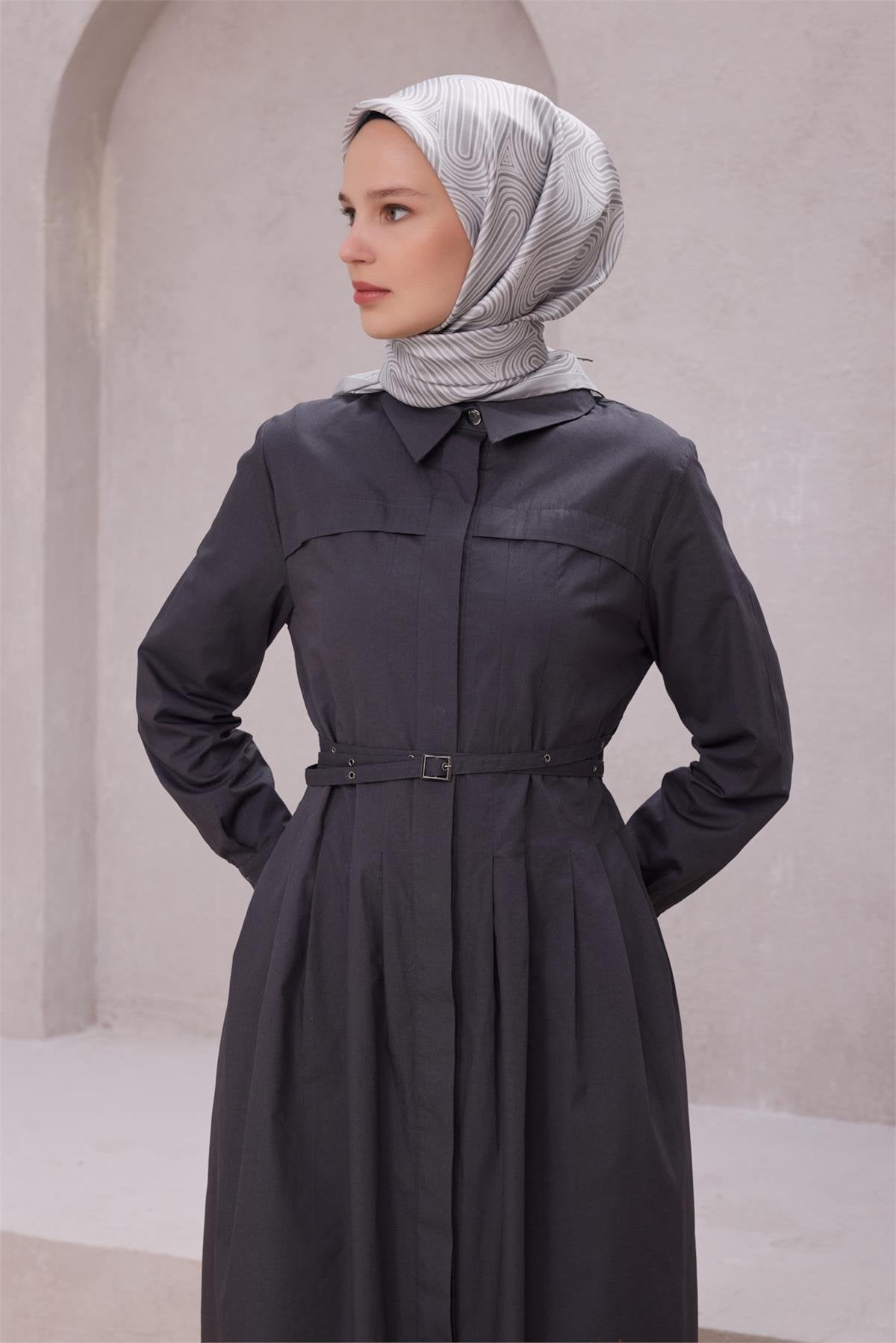 BELLİ GEOMETRİK DESEN İPEK EŞARP