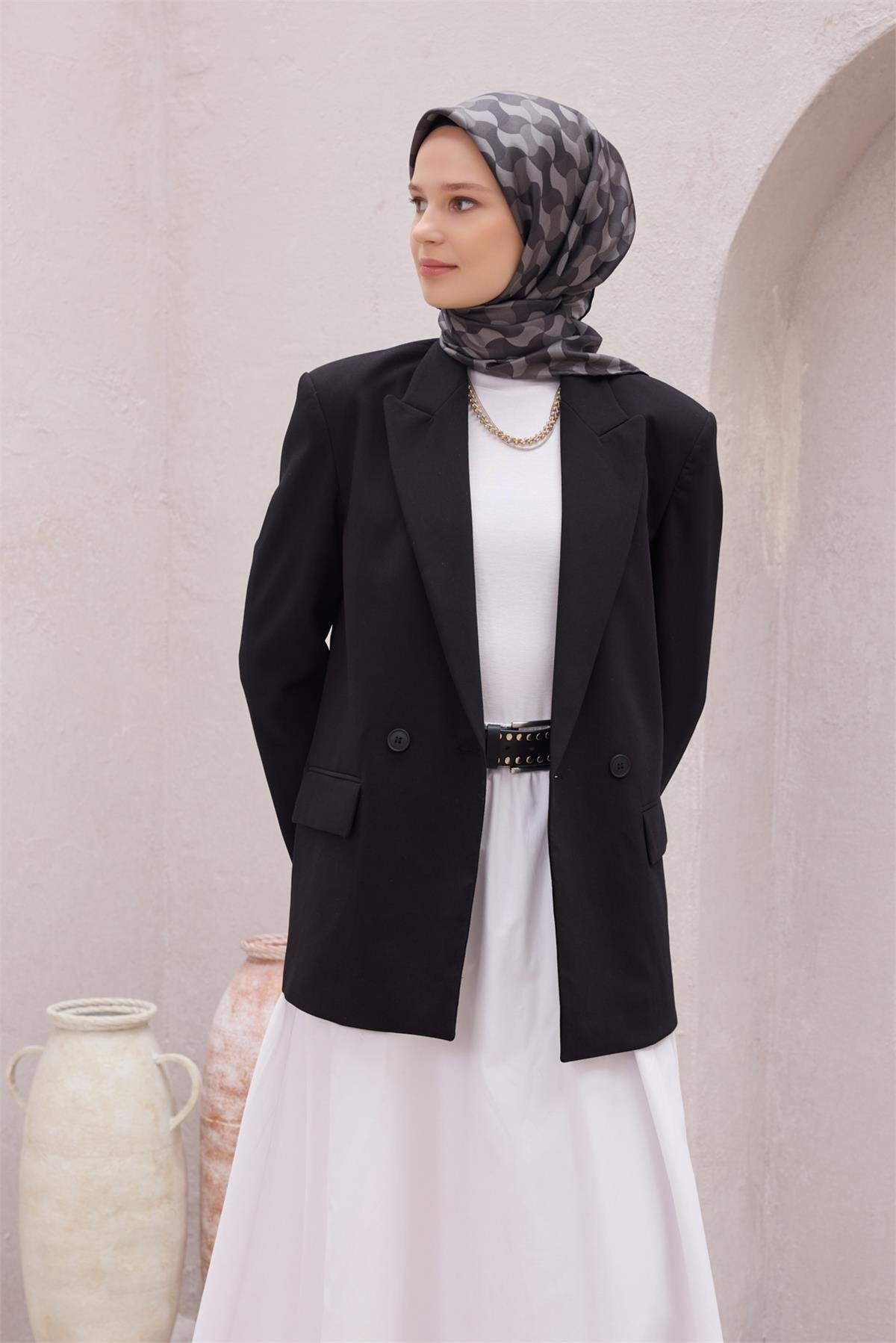 BELLİ GEOMETRİK DESEN İPEK EŞARP