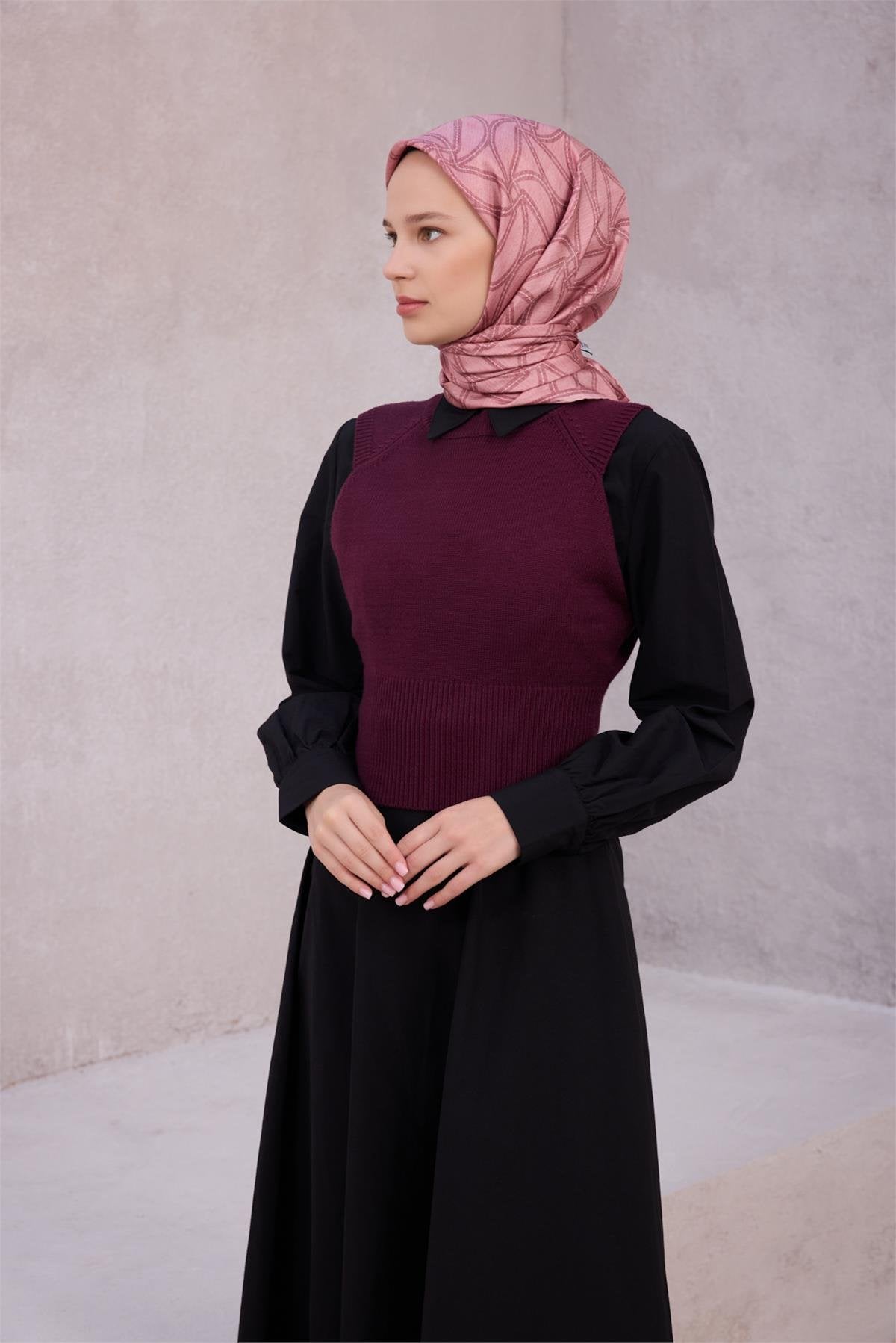 BELLİ GEOMETRİK DESEN İPEK EŞARP