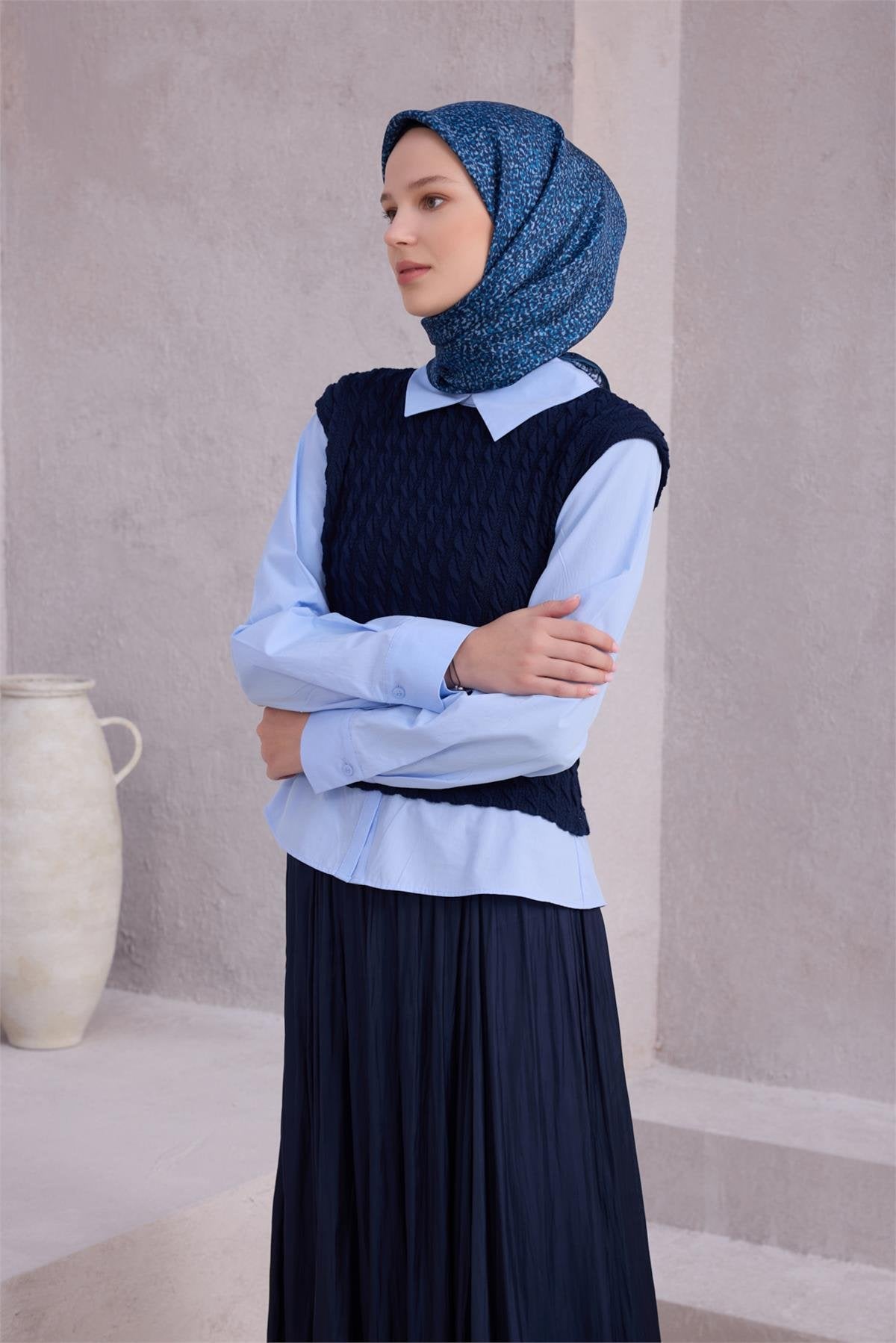 BELLİ LEOPAR DESEN İPEK EŞARP