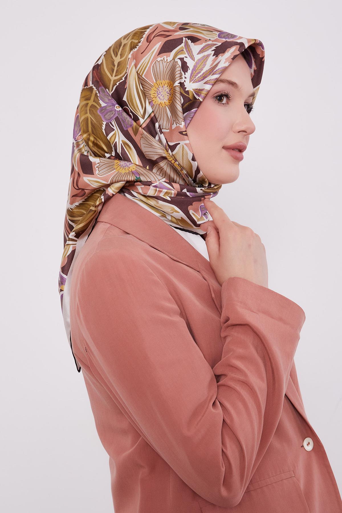 LEVİDOR PETUNYA DESEN İPEK EŞARP