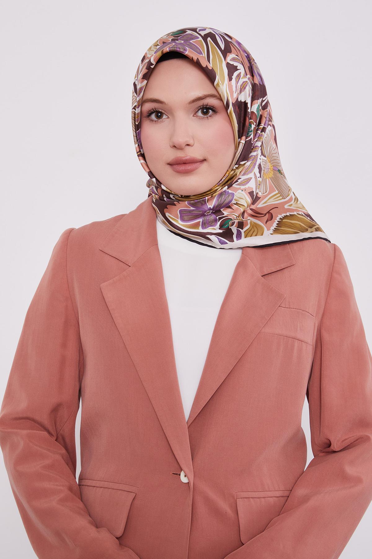 LEVİDOR PETUNYA DESEN İPEK EŞARP