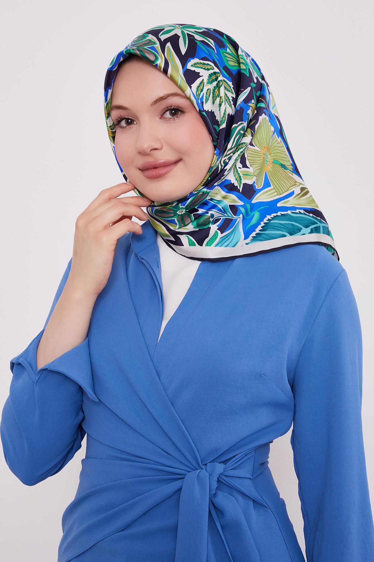 LEVİDOR PETUNYA DESEN İPEK EŞARP