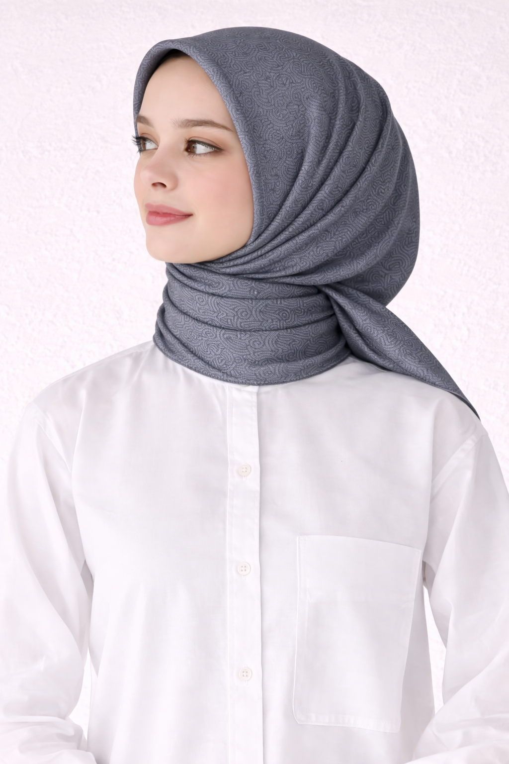 BELLİ KALPLİ DESEN İPEK EŞARP