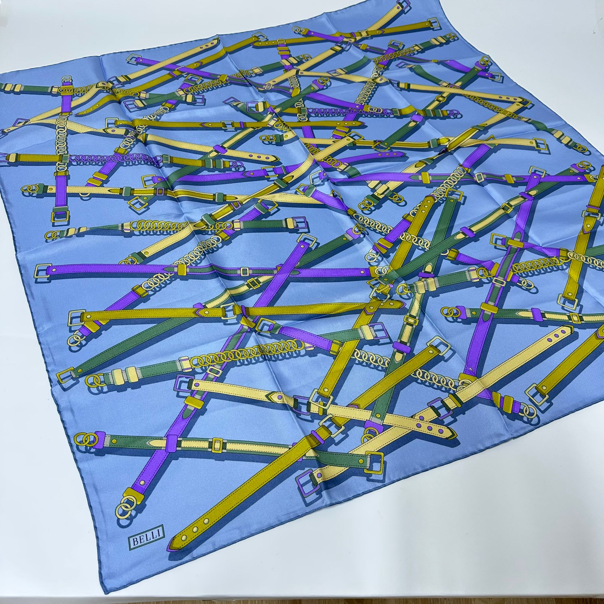 BELLİ KEMER DESEN İPEK EŞARP