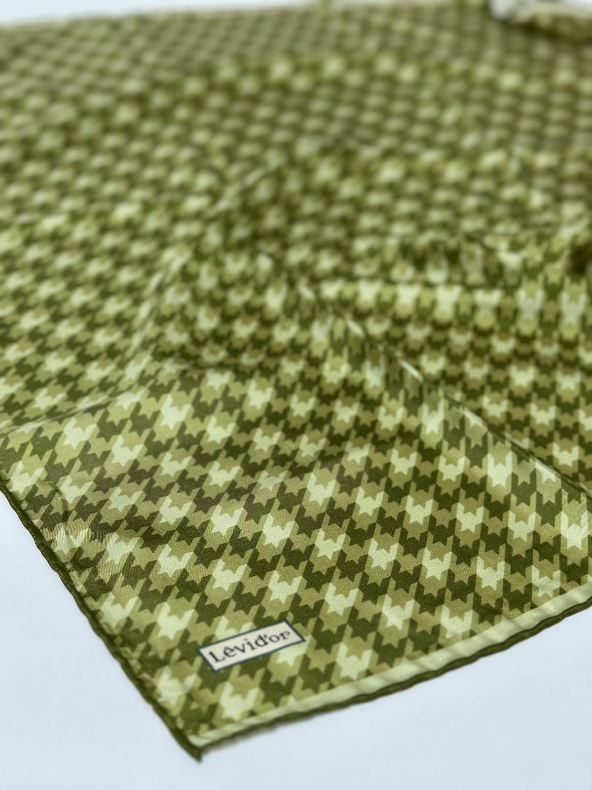 LEVİDOR KAZ AYAĞI DESEN İPEK EŞARP