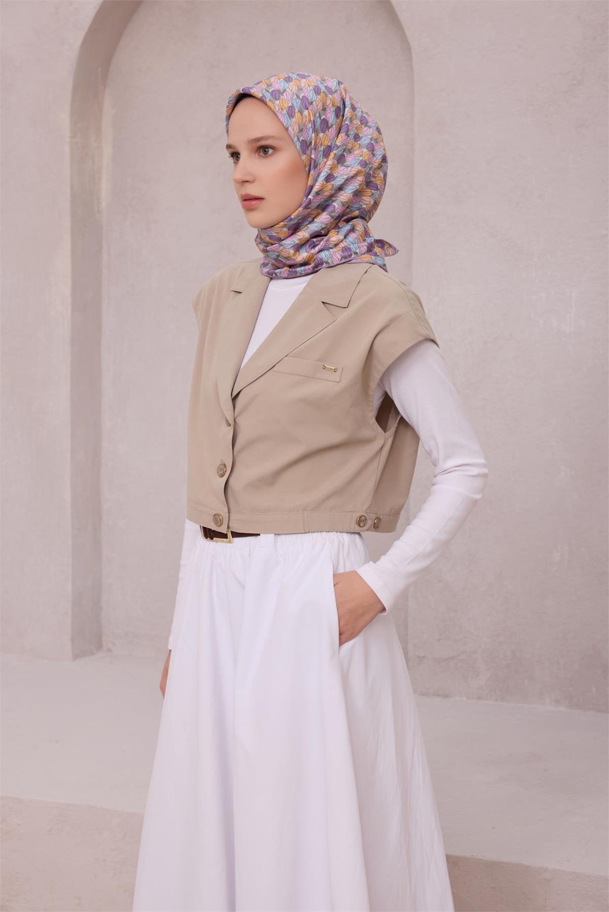 BELLİ ÇİÇEK DESEN İPEK EŞARP