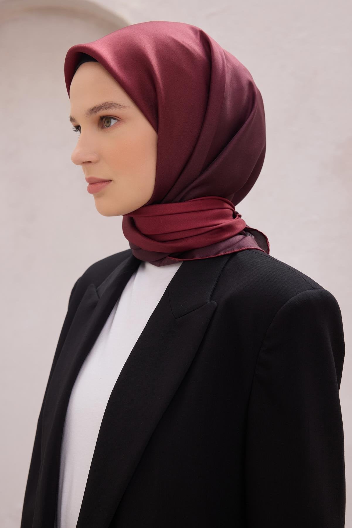 BELLİ DEGRADE DESEN İPEK EŞARP