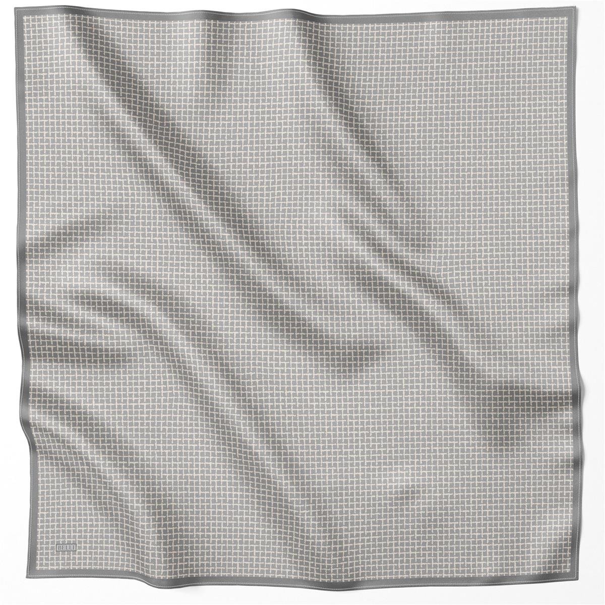 BELLİ GEOMETRİK DESEN İPEK EŞARP