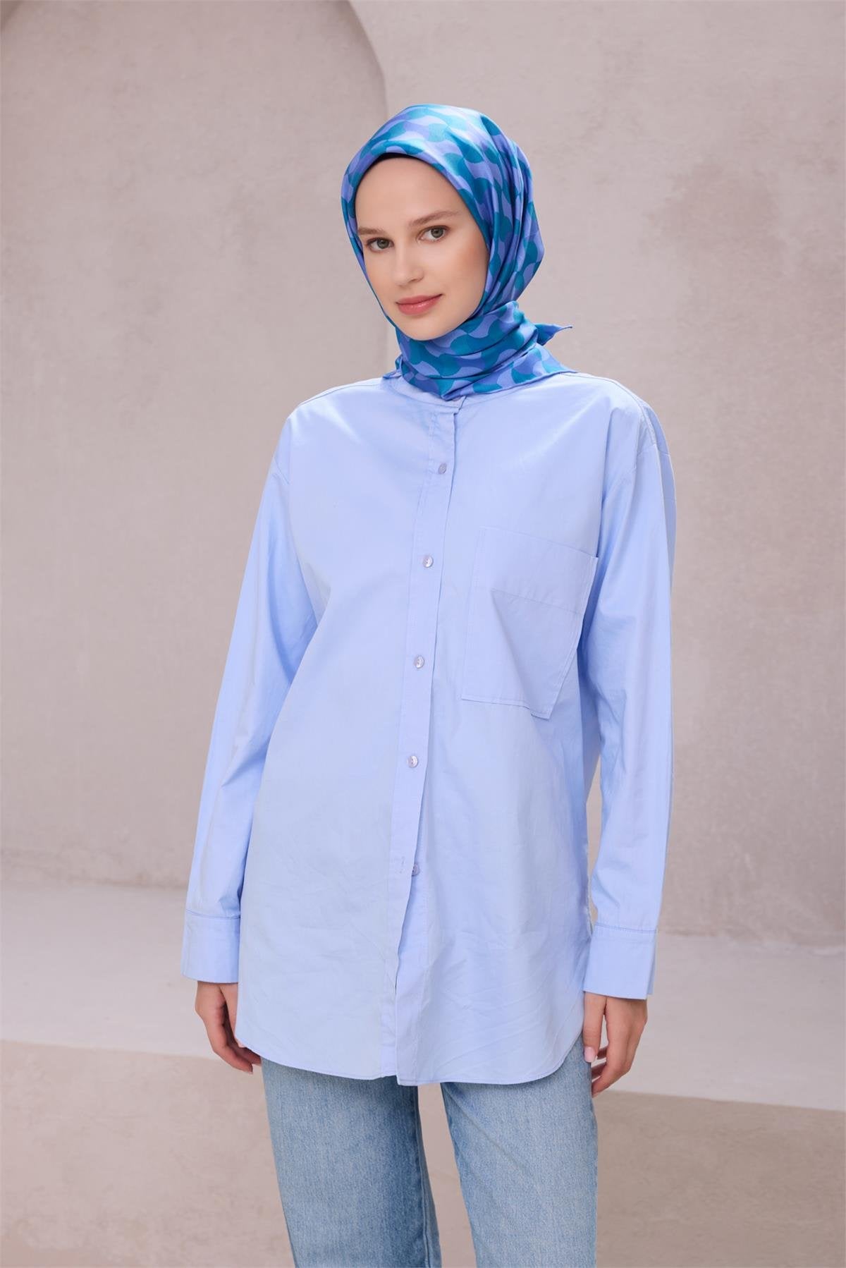 BELLİ GEOMETRİK DESEN İPEK EŞARP