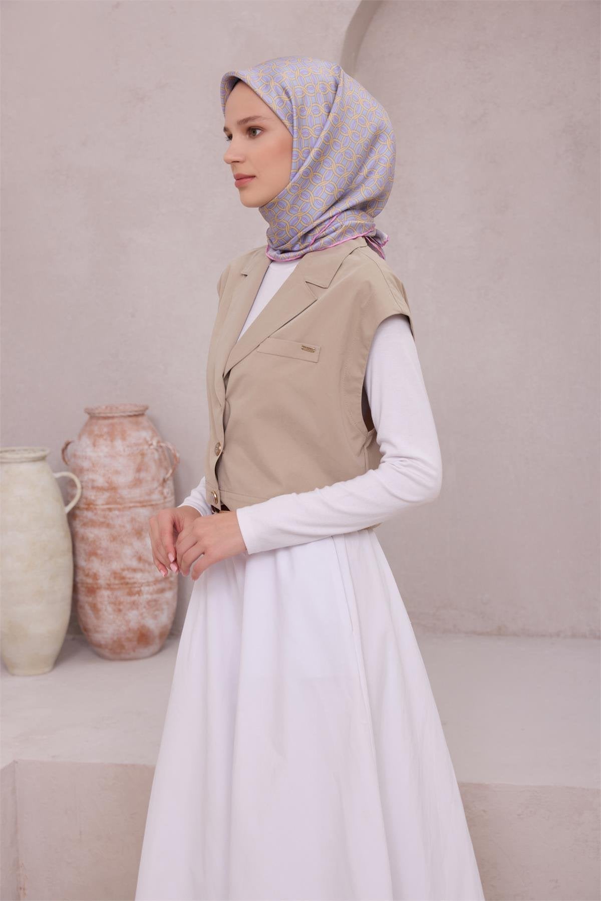 BELLİ GEOMETRİK DESEN İPEK EŞARP