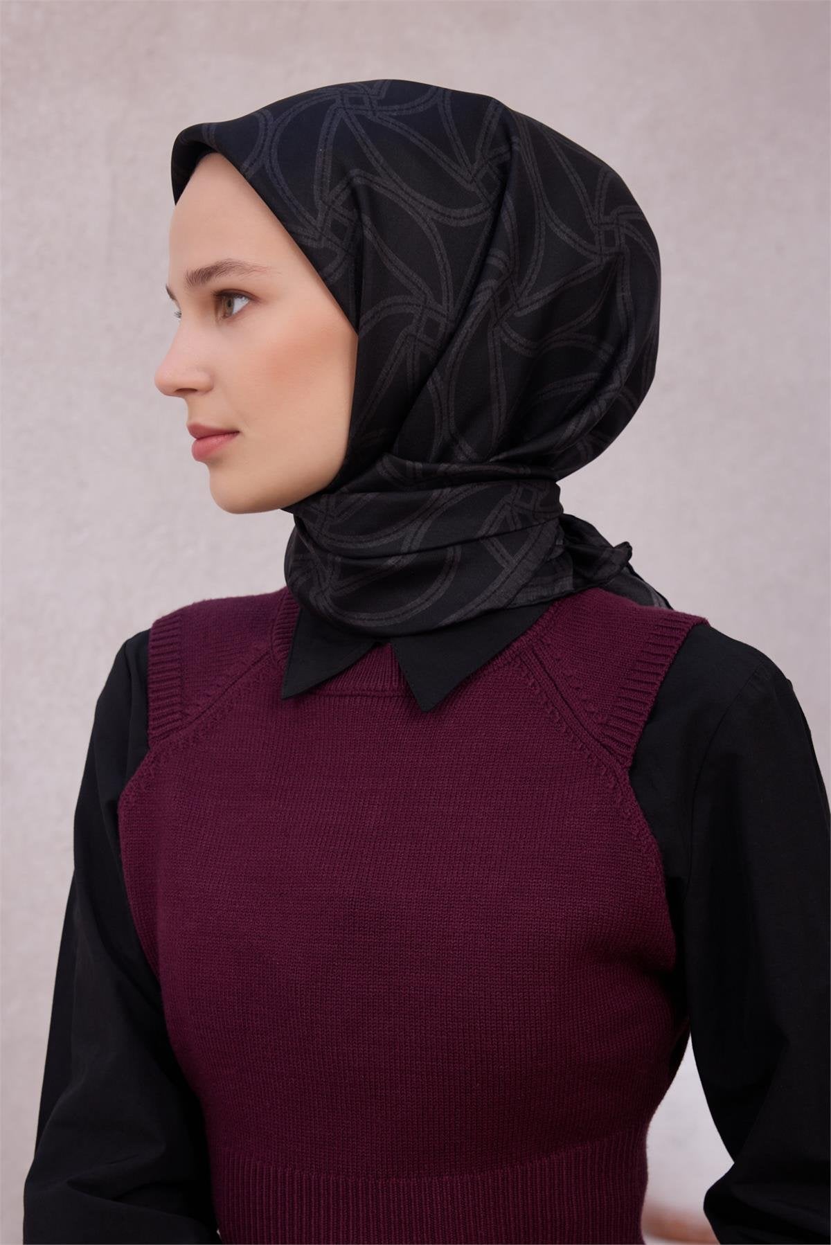 BELLİ GEOMETRİK DESEN İPEK EŞARP