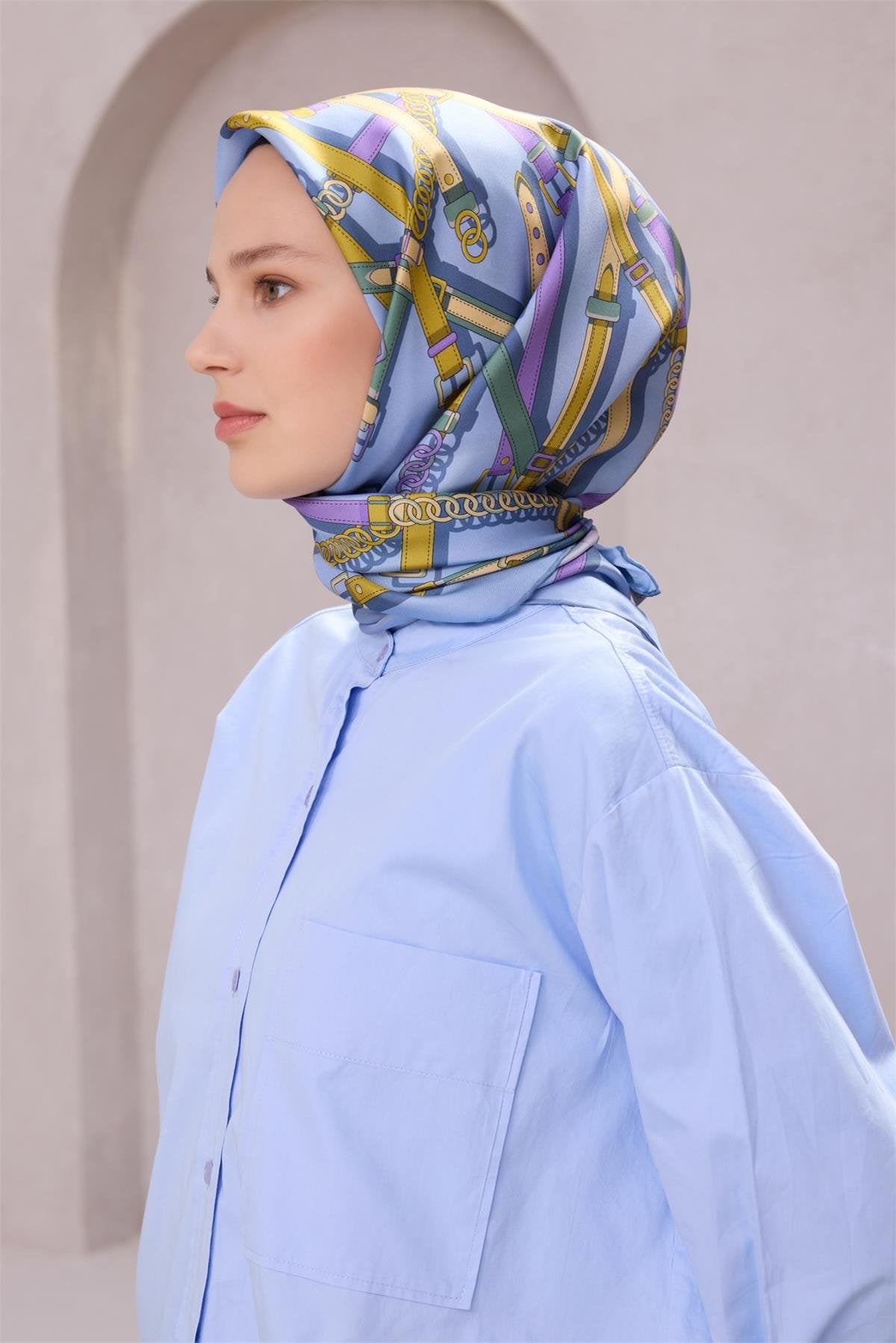 BELLİ KEMER DESEN İPEK EŞARP