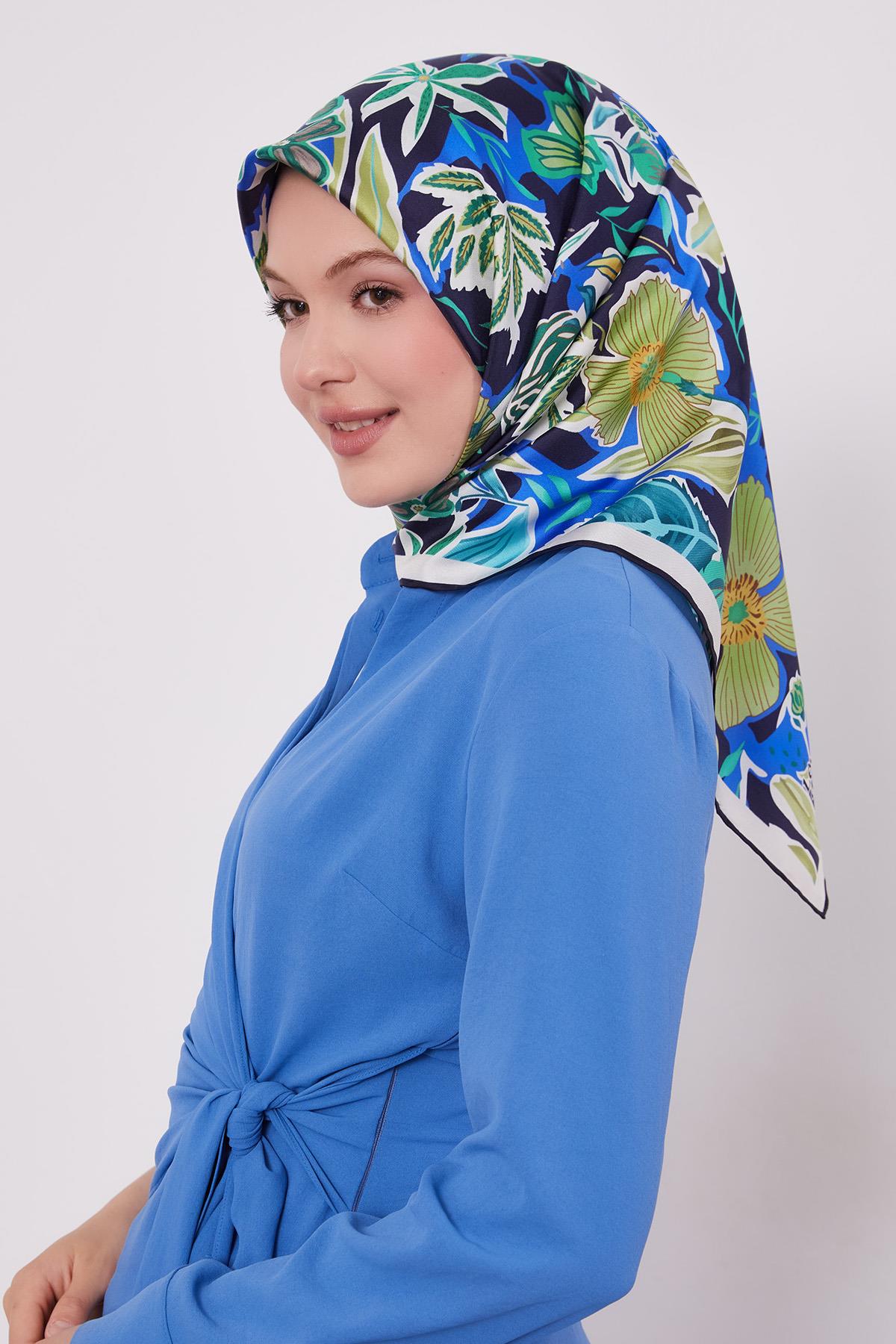 LEVİDOR PETUNYA DESEN İPEK EŞARP