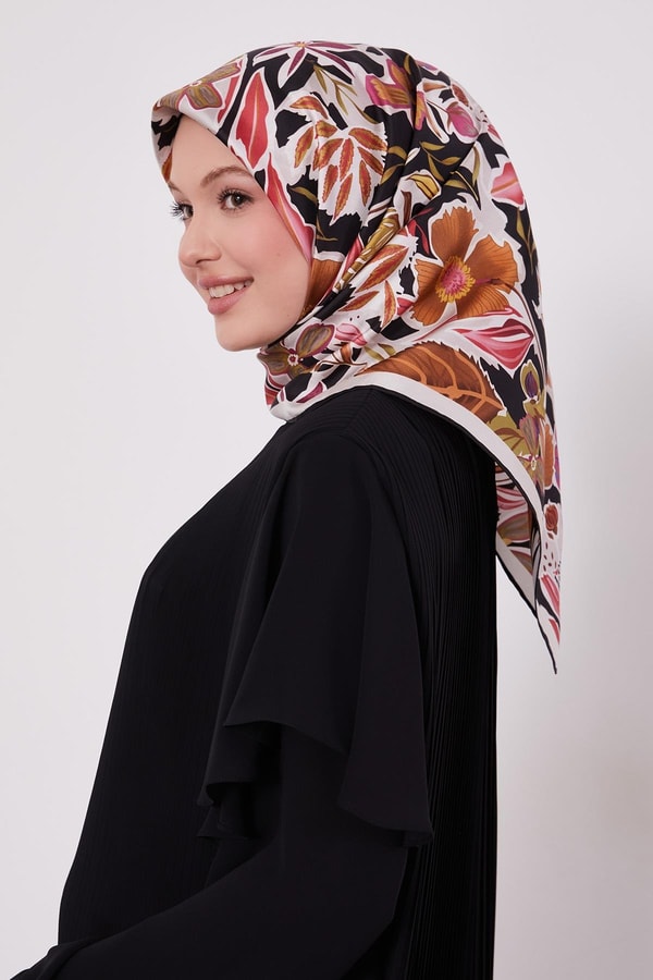 LEVİDOR PETUNYA DESEN İPEK EŞARP