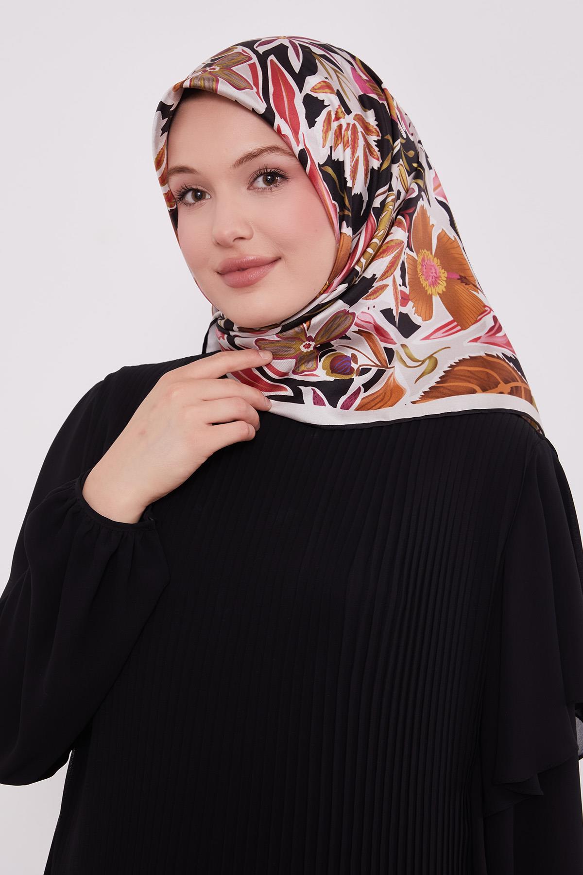 LEVİDOR PETUNYA DESEN İPEK EŞARP